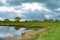 Derecroft Glamping Luxury Lodgepods with Jacuzzi Hot Tub
