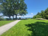 Long Range Mtn Views Next to Jump Off Rock! Ultra Modern, Very Unique Open Floor Hotels in Laurel Park