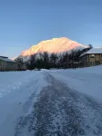 Mountain views from brand new property in quiet neighborhood!!!