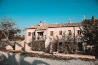 5 minutes from the sea, panoramic terrace. the pomegranate borgocasalcristiana