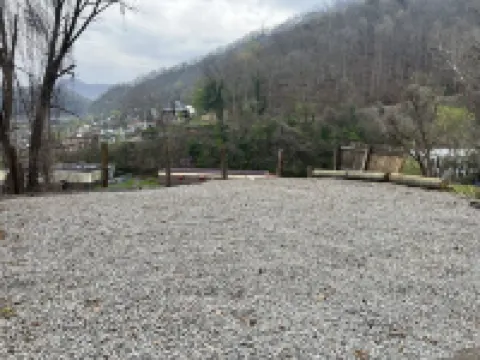 Ryder's Retreat overlooking the city of Williamson!