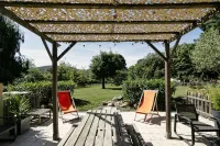 T3 CLEMENTINU in a Corsican villa, any comfort, in peace, with swimming pool.