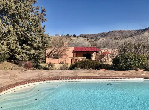 Willow Point Creek Casita with Pool and Hot Tub  (Pet Friendly with fee)