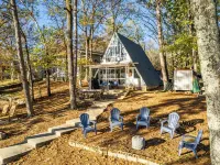 The Cozy Cove A Unique and Unforgettable Experience on Lake Hamilton Hotels in Piney