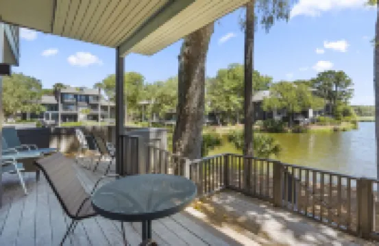 Close to the Beach- Golf View, 18th Green, Turtle Point