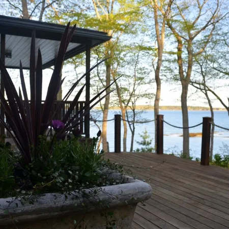 Stunning Views from Spacious Oceanfront Home on Freeport's Wolfe's Neck