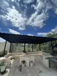 Small quiet residence near the sea