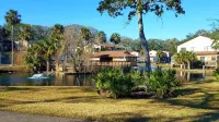 Your home away from home! A few minutes walk to the beach w/ pool & tennis