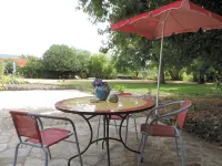 SMALL COTTAGE MESANGES Hotels in Riec-sur-Belon