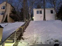 Cozy lake house on Sabattus Pond 2 bed 1 Bath