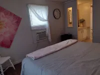 Log Cabin Guest House 이스트 람피터 타운쉽 호텔