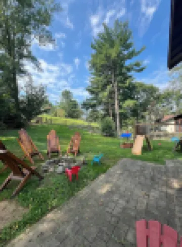 Charming 4-bedroom house in Gaithersburg with WiFi and AC and fenced in yard!