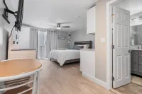 Beachside Getaway - Steps to the Beach