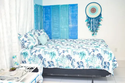 Miami Boho Beach Place - Great location for all your needs!