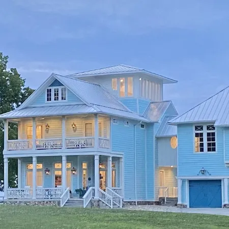 East Suite-Bleubird Studio- 5Miles to KY Horse Park, 30Min the Ark,Bourbon Trail