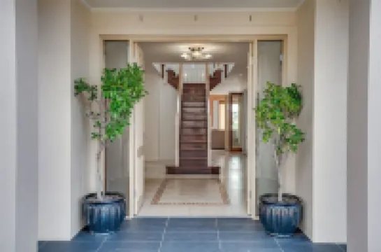 CQ Holidaysev Charger Type 2 Available at Property