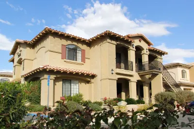 La Estancia - In the Heart of Old Town La Quinta