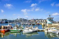 chalet près des plages du débarquement Hotels in Grandcamp-Maisy