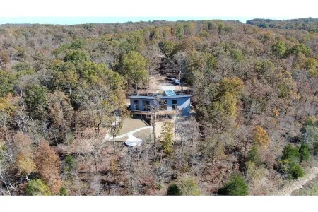 Back 40 ENTRANCE in backyard! 15 minutes to entertainment.