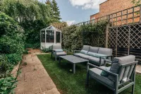 The Mulberry - from 250 Per Night
