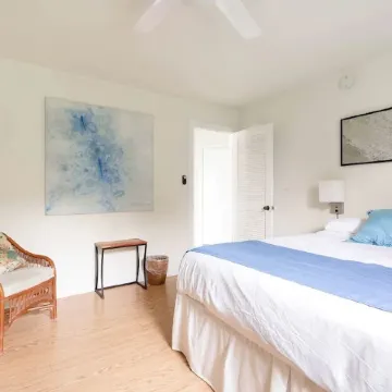 OCEANFRONT DUPLEX, with POOL, SAUNA and steps from BEACH