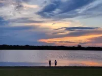 Lakehouse Birdwatcher Paradise