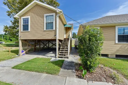 Charming Historic Home Near French Quarter - Cozy & Convenient!