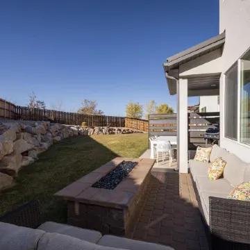 Gorgeous New 4 Bedroom Home Minutes from Arches