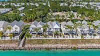 ★Remodeled tropical delight townhome★private plunge pool close to fun activities