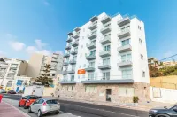 Seaview Stays Hotels in St. Paul's Bay