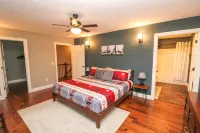 Perfect Mountain Home, Hot Tub, Fire Pit, Pool Table, Massanutten Resort