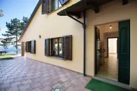 Pool villa "the trinity" La Trinita住宿飯店