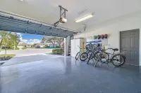 The Sandollar House Hotels in Lely Resort