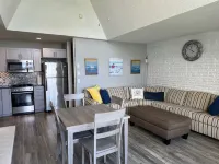 Lakefront Condo on Crooked Lake, Family-Friendly, Boat Slip Available