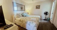Bay View Condo, Minutes to Top Beach in the US