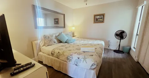 Bay View Condo, Minutes to Top Beach in the US