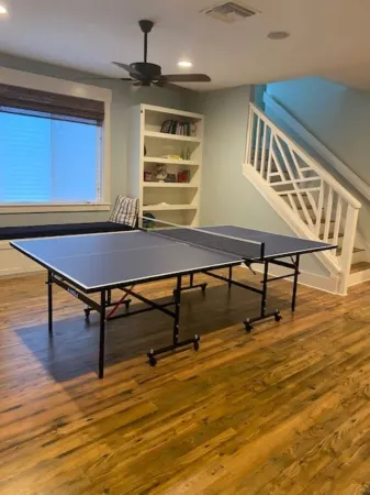 Condor Nest-private home-walk to downtown & the water! New heated POOL! Отели рядом с достопримечательностью «Oasis Beach»