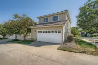 Dog Friendly 20 min Den/Boulder 3BR Outdoor Space Hotels in Westminster