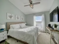 Ocean Views - Lake Front Condo Walking Distance to the Beach! Wonderful Views!