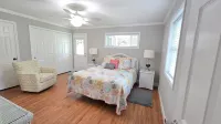 Charming & Cozy 3Bdr 2b Home in Heart of Swansboro Perfect for a Relaxing Stay!