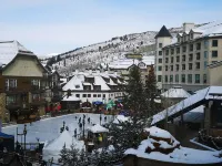 Renovated Condo steps from the Beaver Creek shuttle!