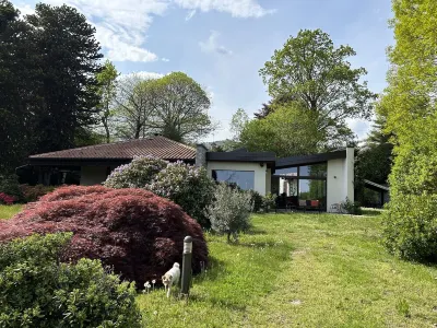 Serene Getaway Near Lake Maggiore: Rent Your Cozy, Italian Country Home Hotel in zona Falò mount