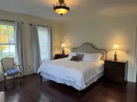 Historical Home in downtown Homer