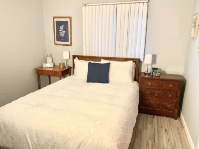 Spacious House short walk to Bills Stadium Hotels near Marshalls
