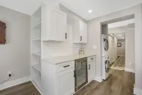 Grandeur Ocean Grove 9 bedroom House