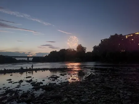 West Conshohocken Getaway Отели в г. Уэст-Коншохокен