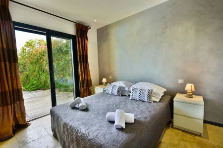 Sea View Villa 180 - Heated pool - Beaches 2 min - 5 bedrooms - Wifi Clim