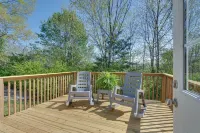 Clean and Private Updated Duplex Apartment