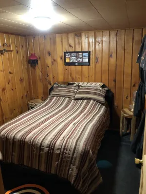 Modern 2 Bedroom 1 Bath Just Steps From The Au Train River