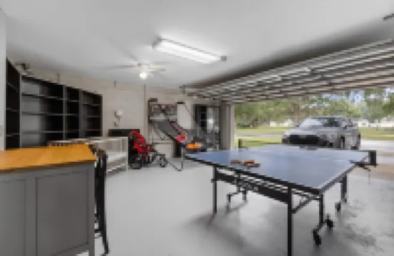 Splendid Lake View Villa with Heated Pool/Spa Near Disney